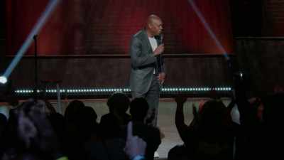 [audience cheers] - Dave Chappelle: The Closer