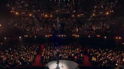 [AUDIENCE CHEERS] - An Audience with Adele