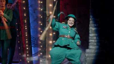 (AUDIENCE CHEERS) - Funny Girl