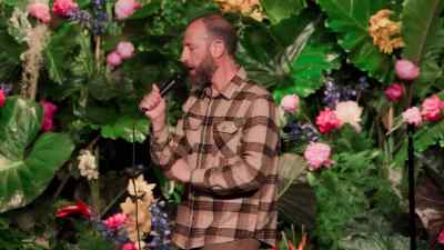[audience cheers] - Ari Shaffir: America's Sweetheart