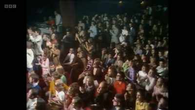 AUDIENCE CHEERS - They All Came Out to Montreux