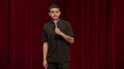 [audience chuckling] - Ralph Barbosa: Cowabunga