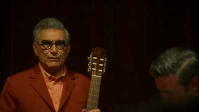 [audience chuckling] - The Reluctant Traveler with Eugene Levy