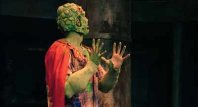 (audience chuckling) - The Toxic Avenger: The Musical
