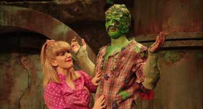 (audience chuckling) - The Toxic Avenger: The Musical
