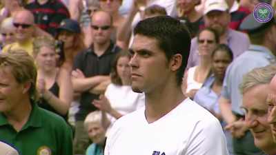 (audience claps) - Roger Federer: A Champions Journey