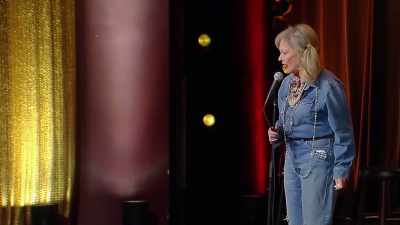 [audience erupts in cheers] - Roseanne Barr: Cancel This!