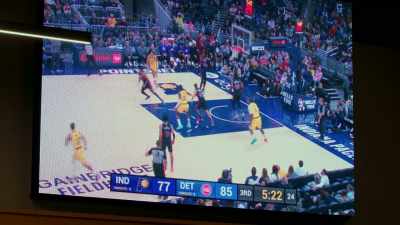 [audience groaning] - Destination NBA: A G League Odyssey