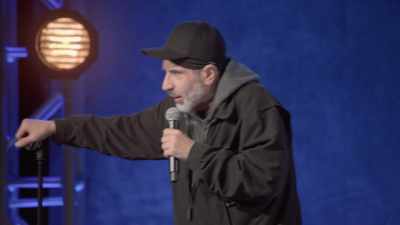 - [audience laughing]
- [Attell chuckling] - Dave Attell: Hot Cross Buns
