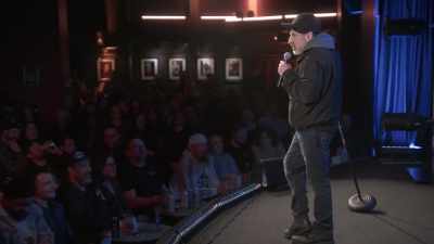 [audience laughing and cheering] - Dave Attell: Hot Cross Buns