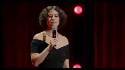 [audience laughing and cheering] - Ilana Glazer: Human Magic