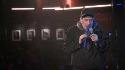 - [audience laughing]
- [recorder continues playing] - Dave Attell: Hot Cross Buns