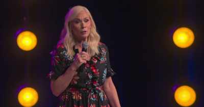 [audience laughing] - Leanne Morgan: I'm Every Woman