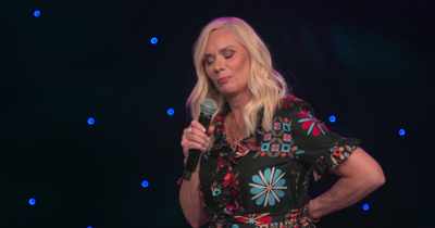 [audience laughing] - Leanne Morgan: I'm Every Woman