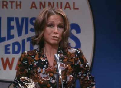 (AUDIENCE LAUGHING) - Being Mary Tyler Moore