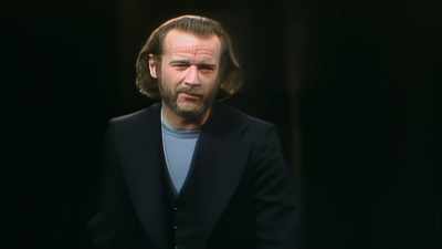(AUDIENCE LAUGHING) - George Carlin's American Dream
