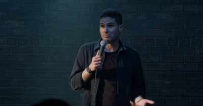 (AUDIENCE LAUGHING) - drew michael: red blue green