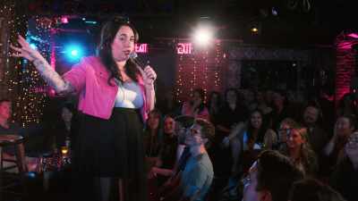 [audience laughing] - Liza Treyger: Night Owl