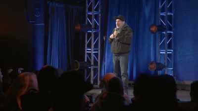 [audience laughing] - Dave Attell: Hot Cross Buns