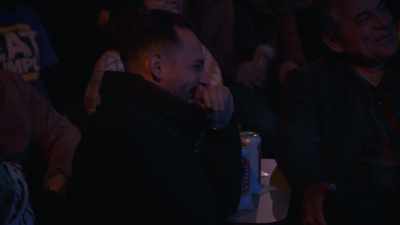 [audience laughing] - Dave Attell: Hot Cross Buns