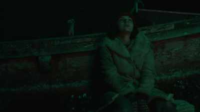 [audience laughing] - His Dark Materials