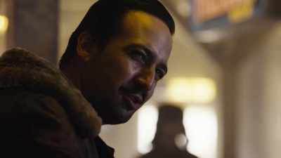 [audience laughing] - His Dark Materials