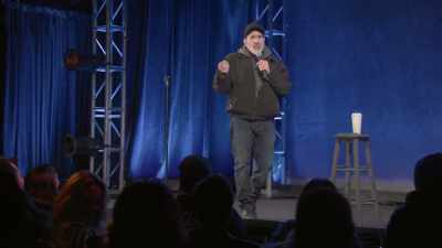 [audience laughing] - Dave Attell: Hot Cross Buns