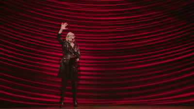 (audience laughing) - Kinky Boots: The Musical