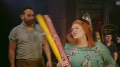 (audience laughing) - Kinky Boots: The Musical