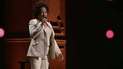 [audience laughing] - Wanda Sykes: Not Normal