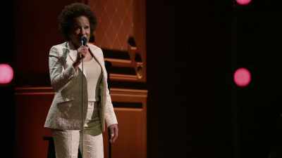 [audience laughing] - Wanda Sykes: Not Normal