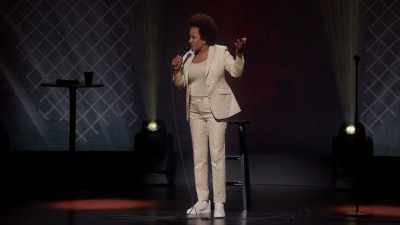 [audience laughing] - Wanda Sykes: Not Normal