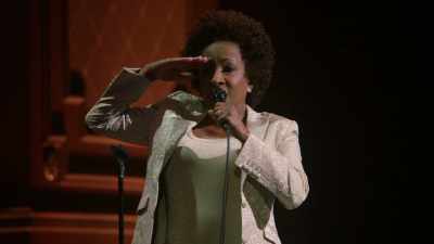 [audience laughing] - Wanda Sykes: Not Normal