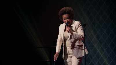 [audience laughing] - Wanda Sykes: Not Normal