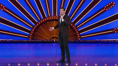 [audience laughing] - John Mulaney: Kid Gorgeous at Radio City