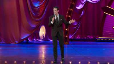 [audience laughing] - John Mulaney: Kid Gorgeous at Radio City