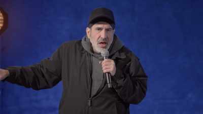 [audience laughing] - Dave Attell: Hot Cross Buns