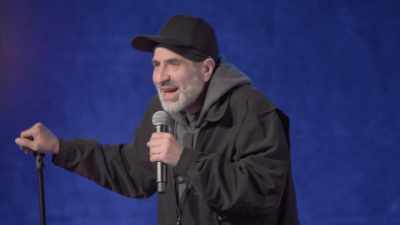 [audience laughing] - Dave Attell: Hot Cross Buns