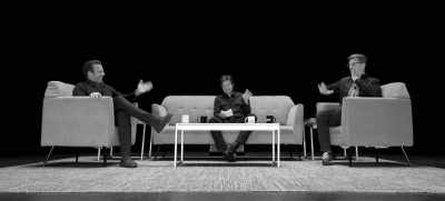 [audience laughing] - SmartLess: On the Road