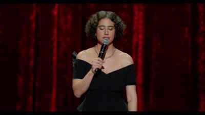 [audience laughing] - Ilana Glazer: Human Magic