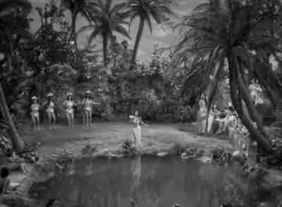 (audience laughing) - Pardon My Sarong