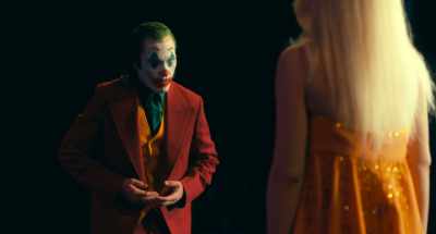 [audience laughing] - Joker: Folie à Deux