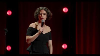 [audience laughing] - Ilana Glazer: Human Magic