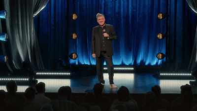 [audience laughing] - Craig Ferguson: I'm So Happy
