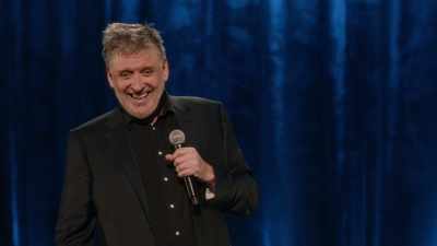 [audience laughing] - Craig Ferguson: I'm So Happy