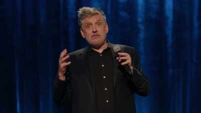 [audience laughing] - Craig Ferguson: I'm So Happy
