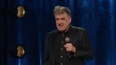[audience laughing] - Craig Ferguson: I'm So Happy