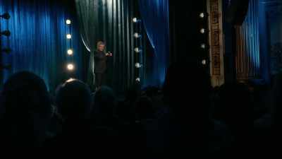 [audience laughing] - Craig Ferguson: I'm So Happy