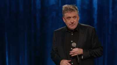 [audience laughing] - Craig Ferguson: I'm So Happy