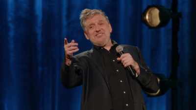 [audience laughing] - Craig Ferguson: I'm So Happy